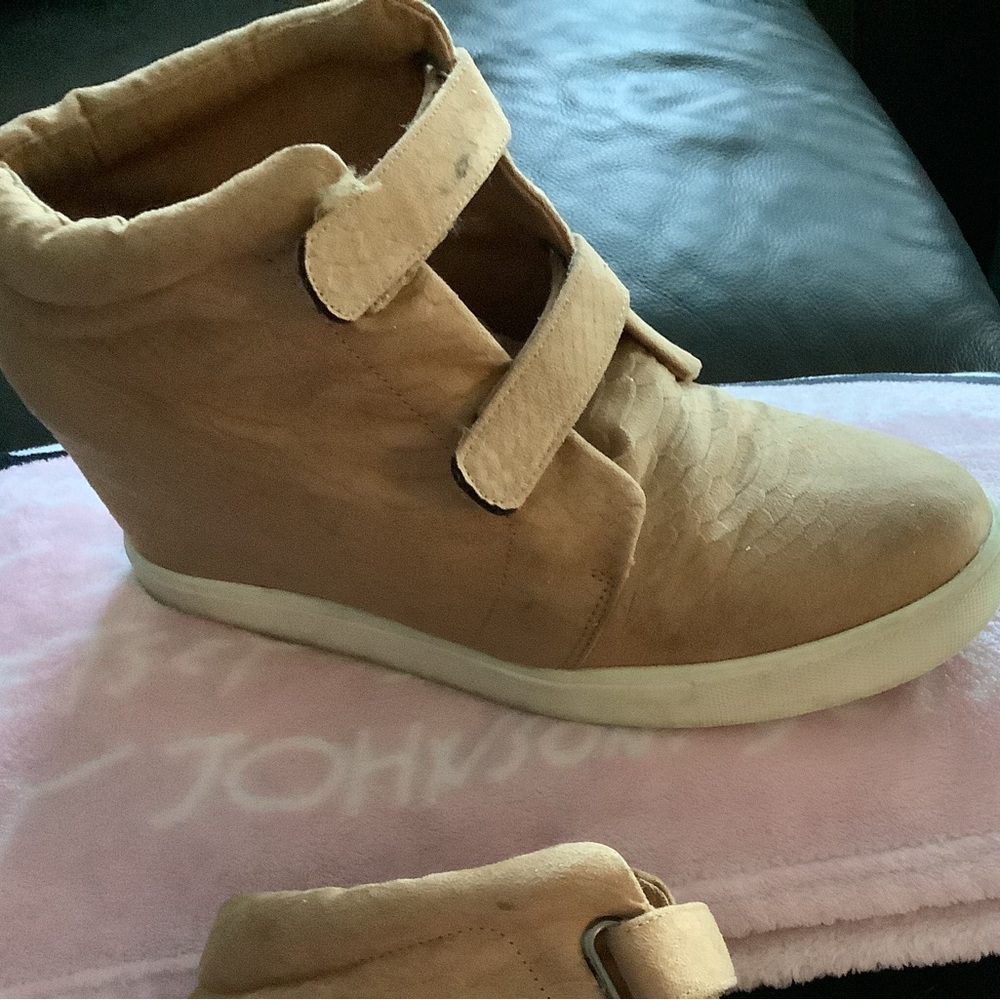 LOWEST🌺 Coconuts by Matisse Sz9.5 Camel GENUINE SUEDE UPPERS High Top Sneakers - Picture 12 of 14